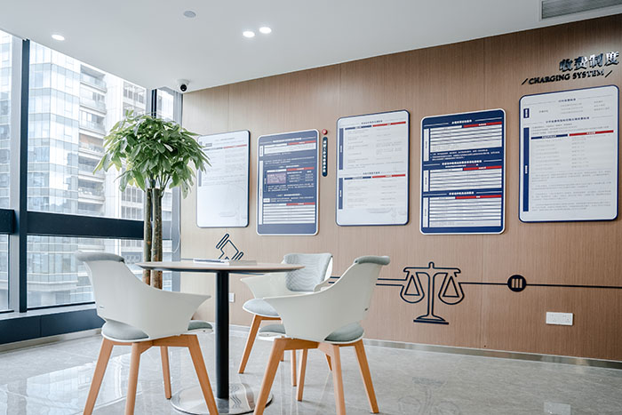 杭州律所辦公室裝修設(shè)計：專業(yè)感、私密性與品牌調(diào)性的統(tǒng)一